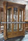 Lemari Pajangan 3 Pintu