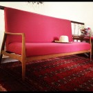 Sofa Vintage 3s Merah