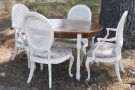 Script Vintage Dining Set