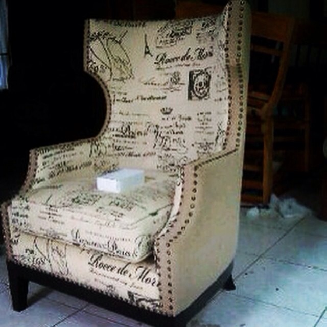 Font Style Chair