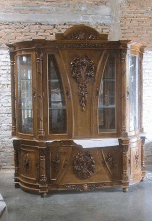 Lemari Pajangan Tiara 4 Pintu