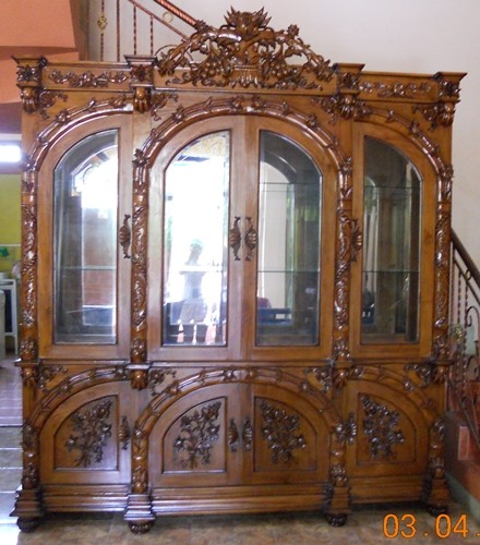 Lemari Pajangan manohara Pintu 4
