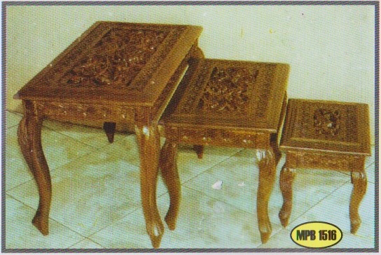 Meja Susun Jati