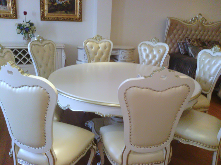Versailles Dining Set