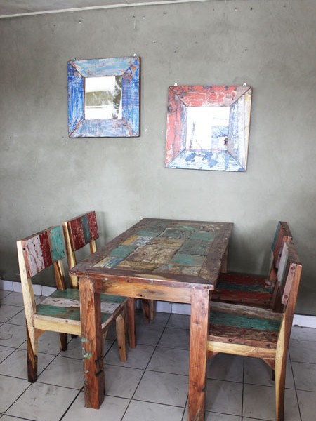 Boat Wood Dining Set