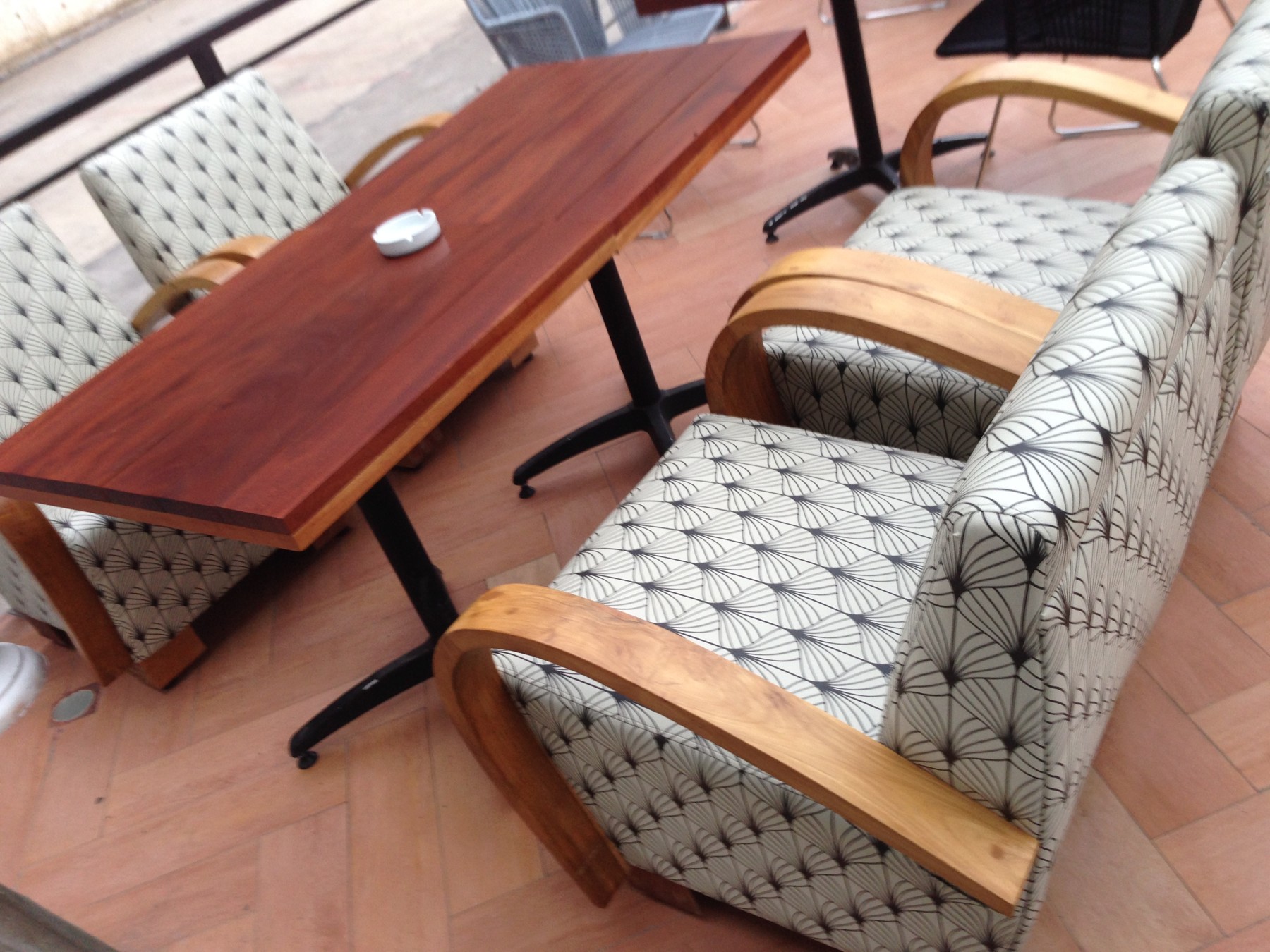 Kursi Tamu Cafe Vintage
