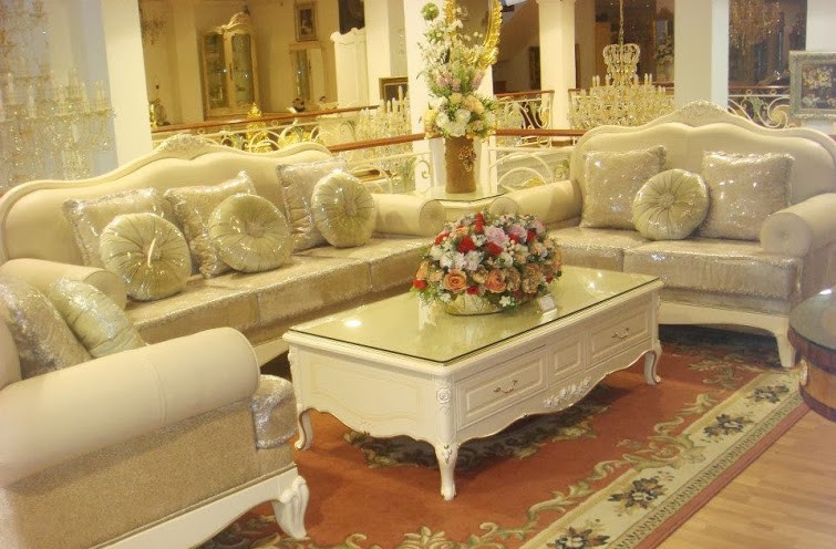 Rose Classic Sofa